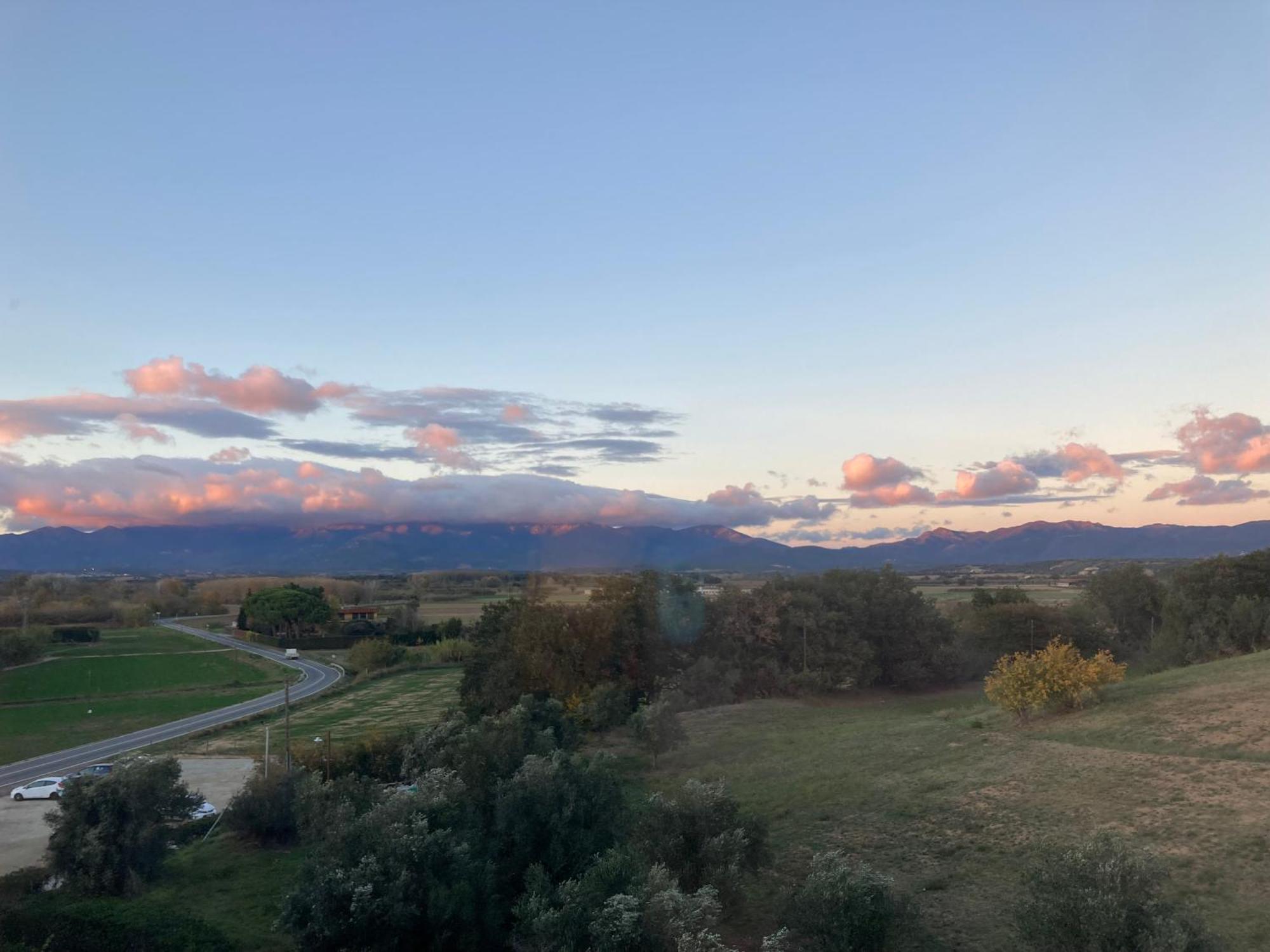 Apartamento Con Vistas Peralada Eksteriør billede